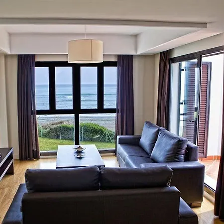 Casares Del Mar Apartment *
